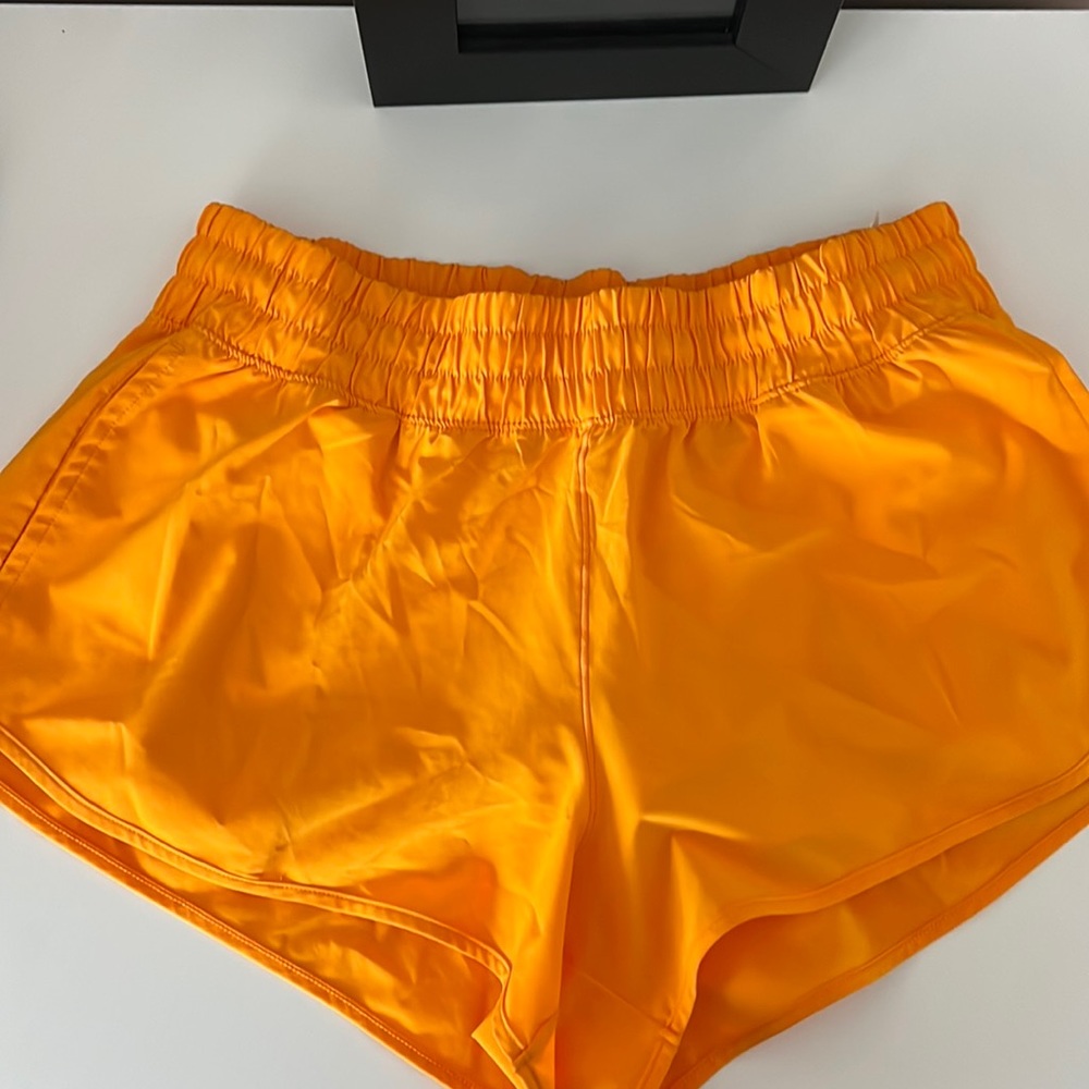 Cute orange aerie shorts size M